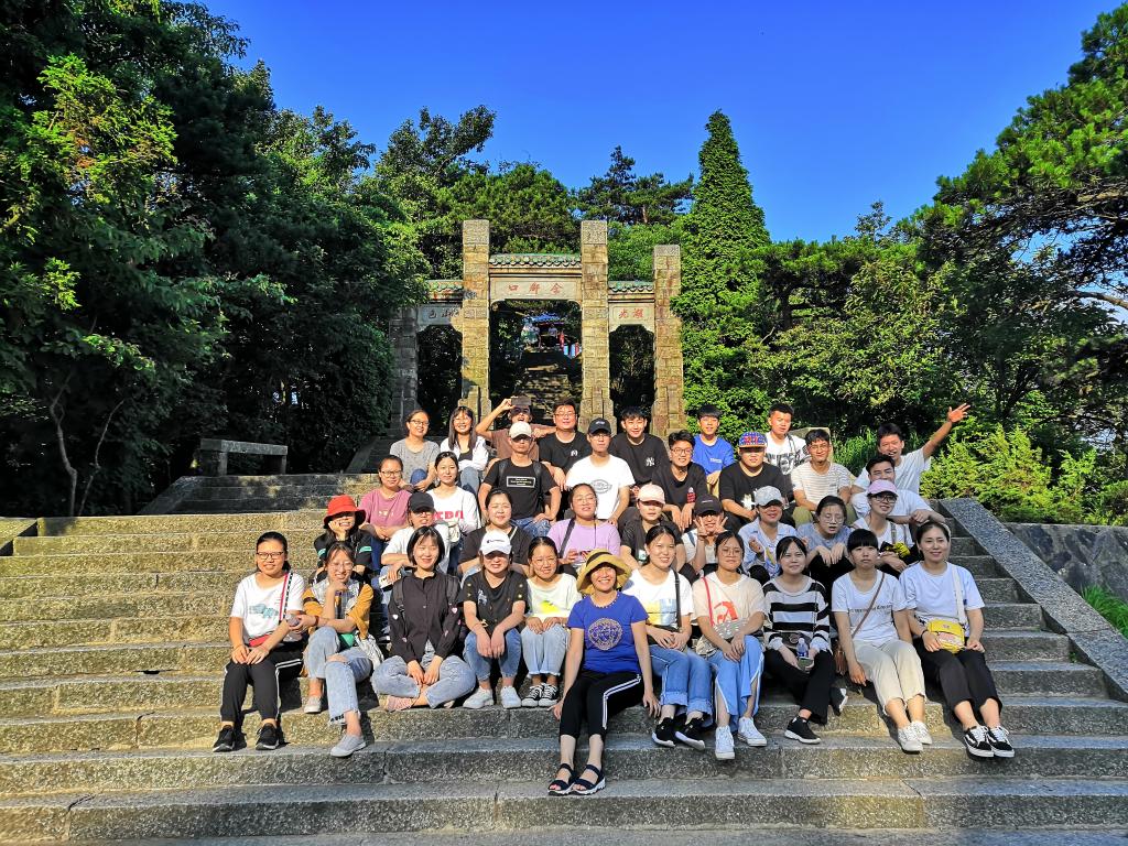 商學院2018級旅游管理專業圓滿完成認識實習工作，聚焦園區管理服務實踐